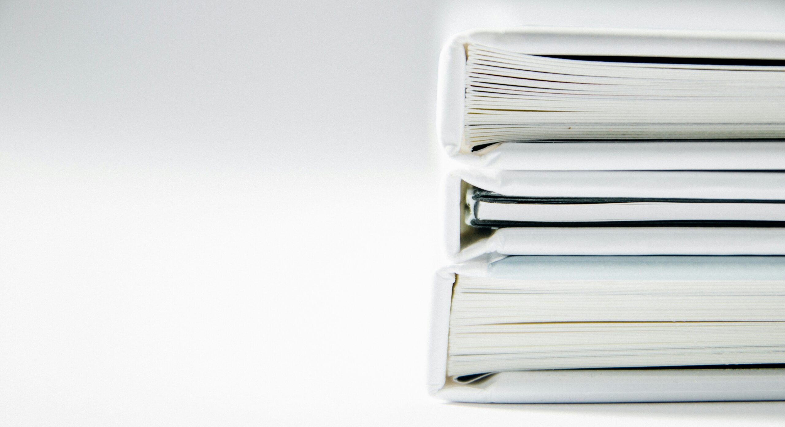 Comparison table highlighting best practices for using legal compliance tools