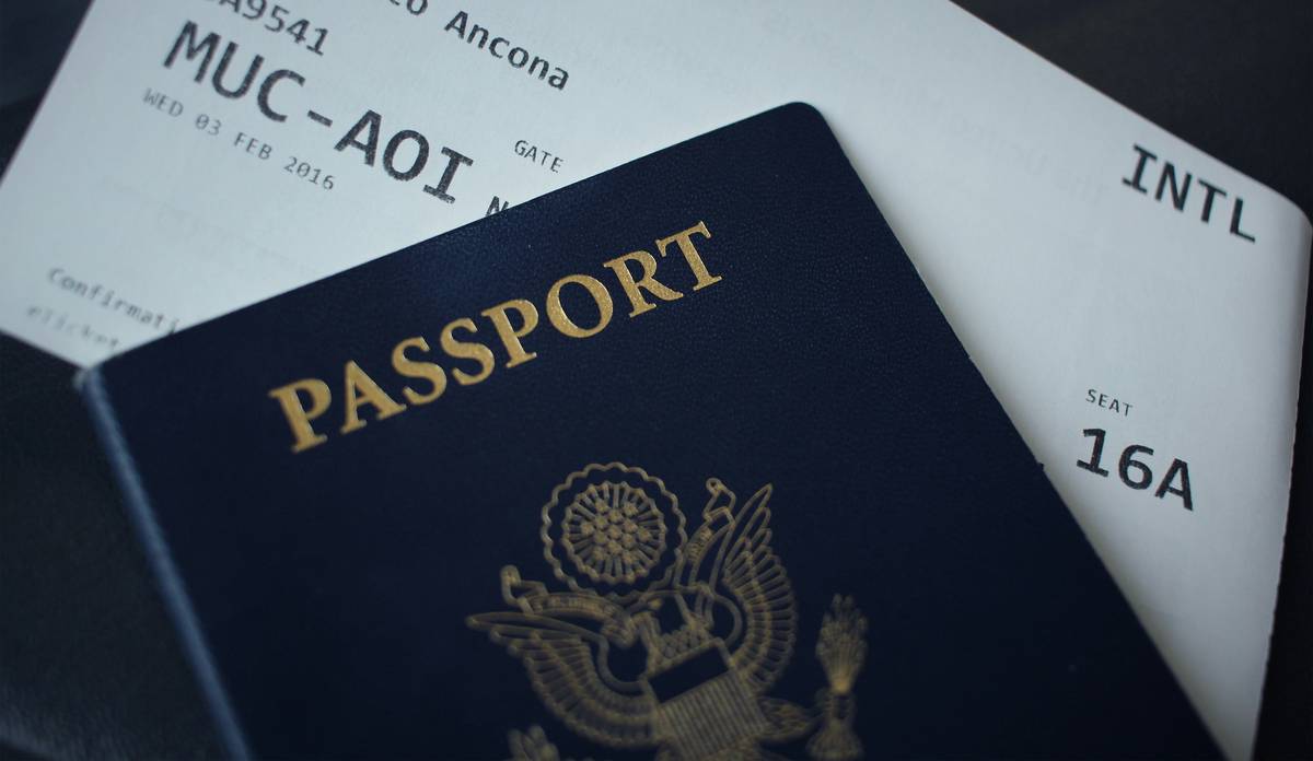 Infographic showing statistics about credit card travel insurance awareness among consumers